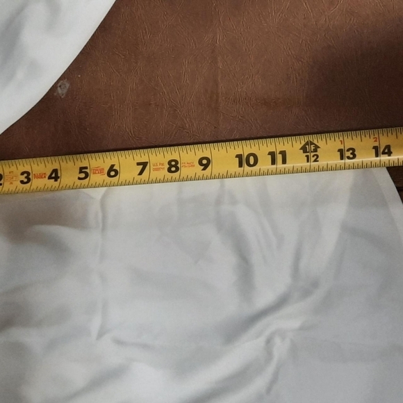 The Cicy Bell Women’s Silk Button-Down Shirt - Picture 5 of 6